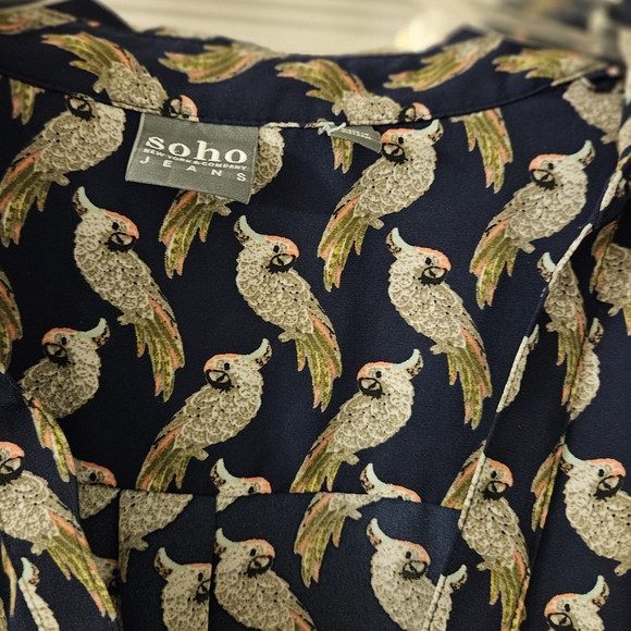 SOHO NY&Co blouse top parrot bird print 3/4 sleeve women’s Large navy - Picture 2 of 3